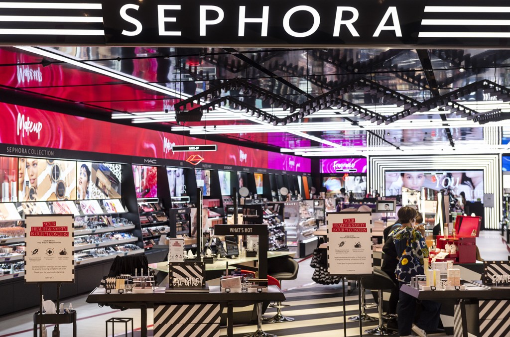 there’s-still-time-to-shop-sephora’s-fragrance-sale:-score-20%-off-ysl,-dior,-carolina-herrera-& more