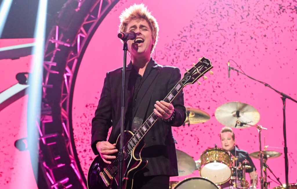 listen-to-green-day’s-defiant-new-single-‘one-eyed-bastard’