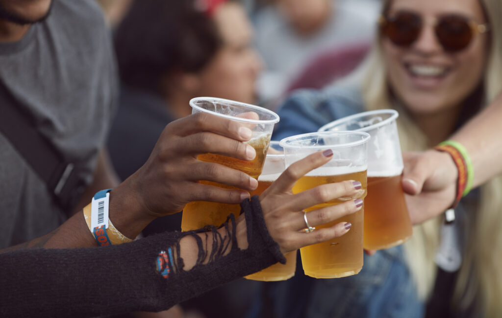 nearly-half-of-young-people-in-the-uk-prefer-low-or-non-alcoholic-drinks