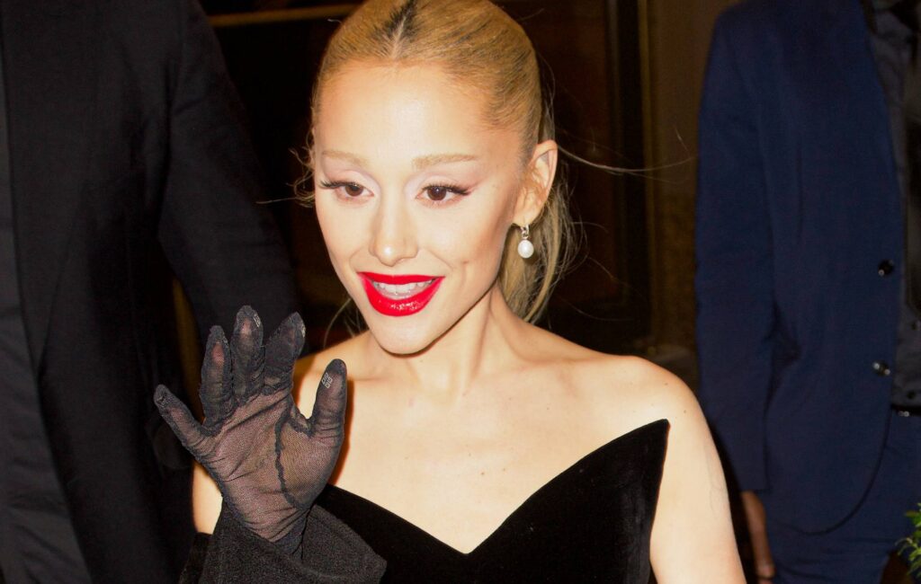 ariana-grande-confirms-new-song-‘yes,-and?’-will-drop-on-friday