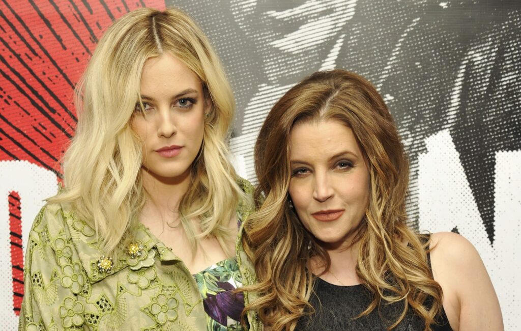 lisa-marie-presley’s-memoir-to-release-in-late-2024