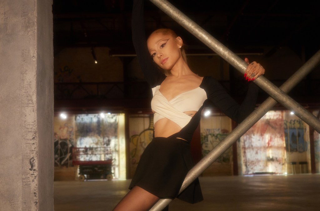 ariana-grande’s-‘yes,-and?’-video-is-here:-watch-it now