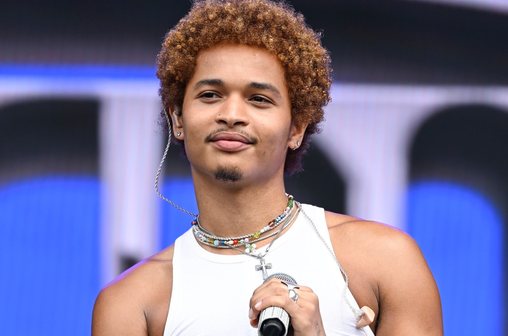 r&b/hip-hop-fresh-picks-of-the-week:-destin-conrad-&-alex-isley,-jhene-aiko,-21-savage & more