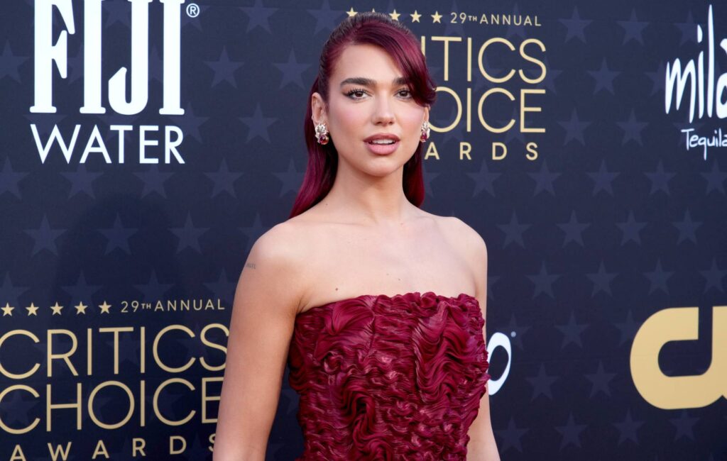 dua-lipa-says-new-“psychedelic-pop-infused”-album-is-inspired-by-primal-scream-and-massive-attack