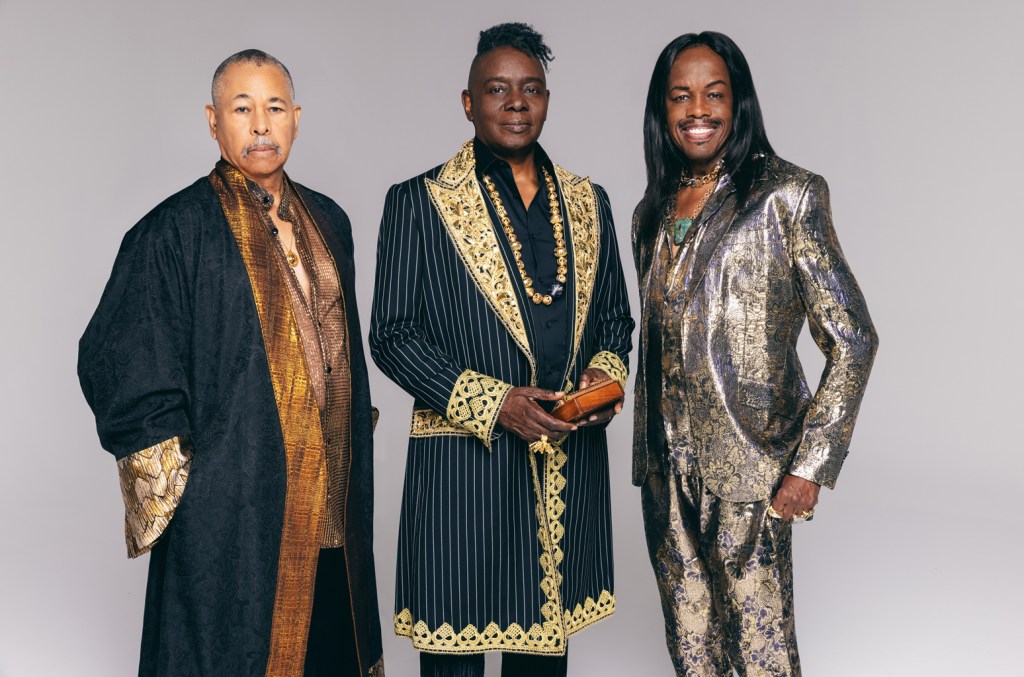 earth,-wind-&-fire,-kirk-franklin,-mary-mary-lift-their-voices-for-‘super-bowl-soulful-celebration-25th-anniversary’