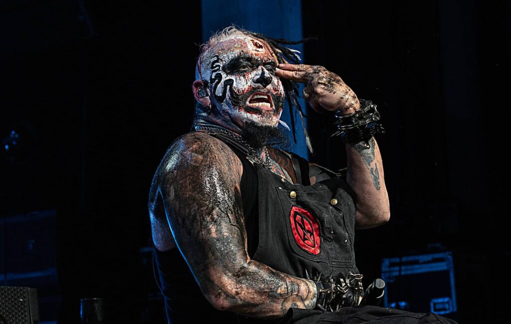 mudvayne’s-chad-gray-says-all-new-metal-bands-“sound-the-same”