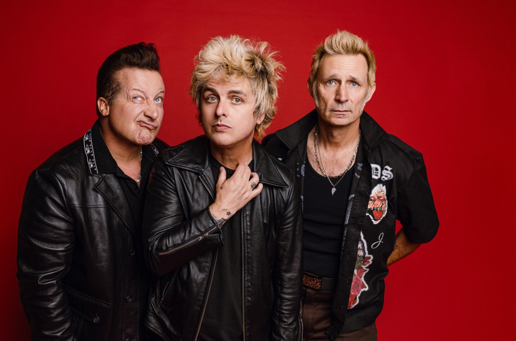 fans-choose-green-day’s-‘saviors’-as-this-week’s-favorite-new music