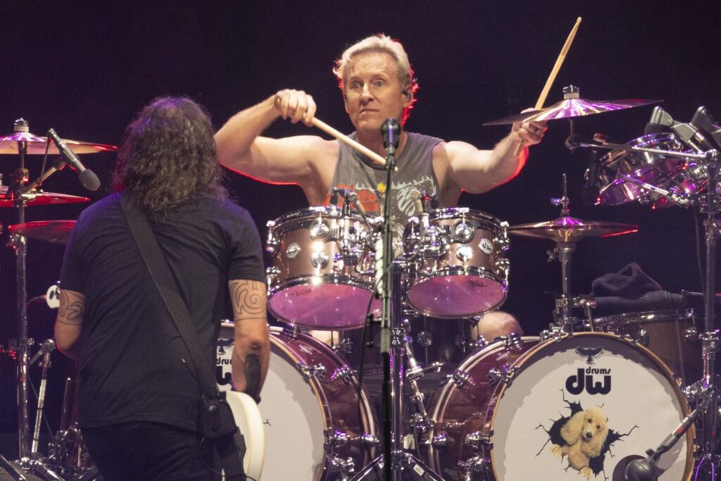 josh-freese-‘shocked-and-disappointed’-by-foo-fighters-dismissal