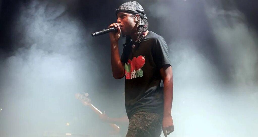 bakar’s-viral-‘hell-n-back’-crashes-into-copyright-suit-—-plaintiff-alleges-‘false-claim-of-ownership’-on-sampled-track