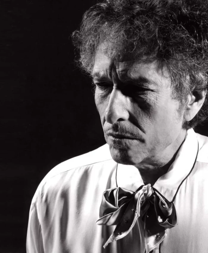 listen:-bob-dylan-dusts-off-“til-i-fell-in-love-with-you”-for-first-time-in-nearly-a-decade