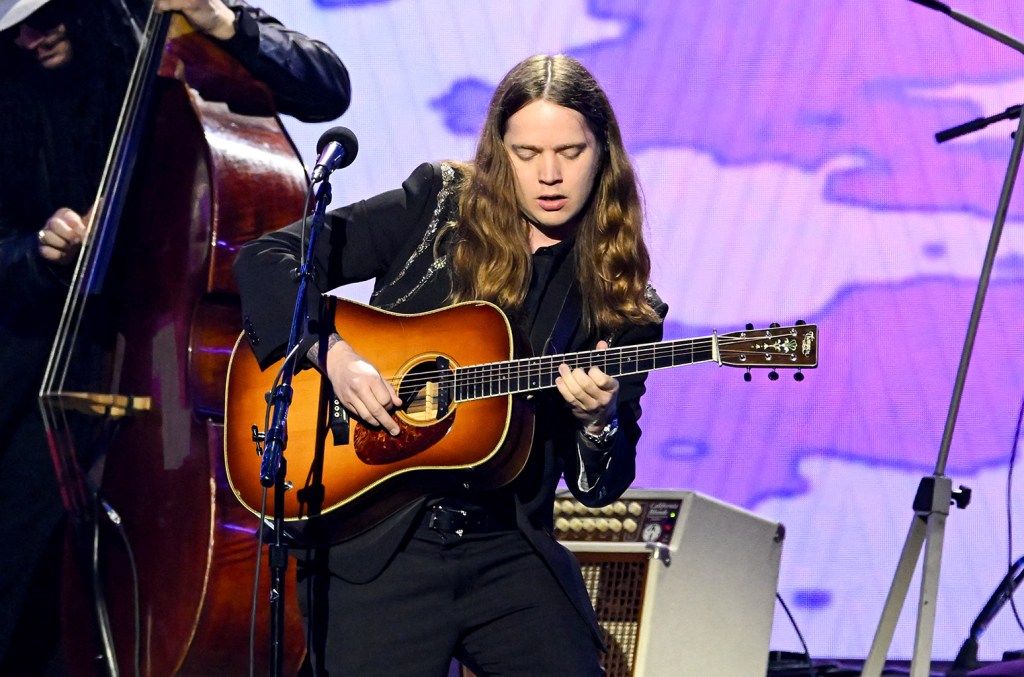 bluegrass-boom:-how-artists-like-billy-strings-have-helped-the-genre-go mainstream