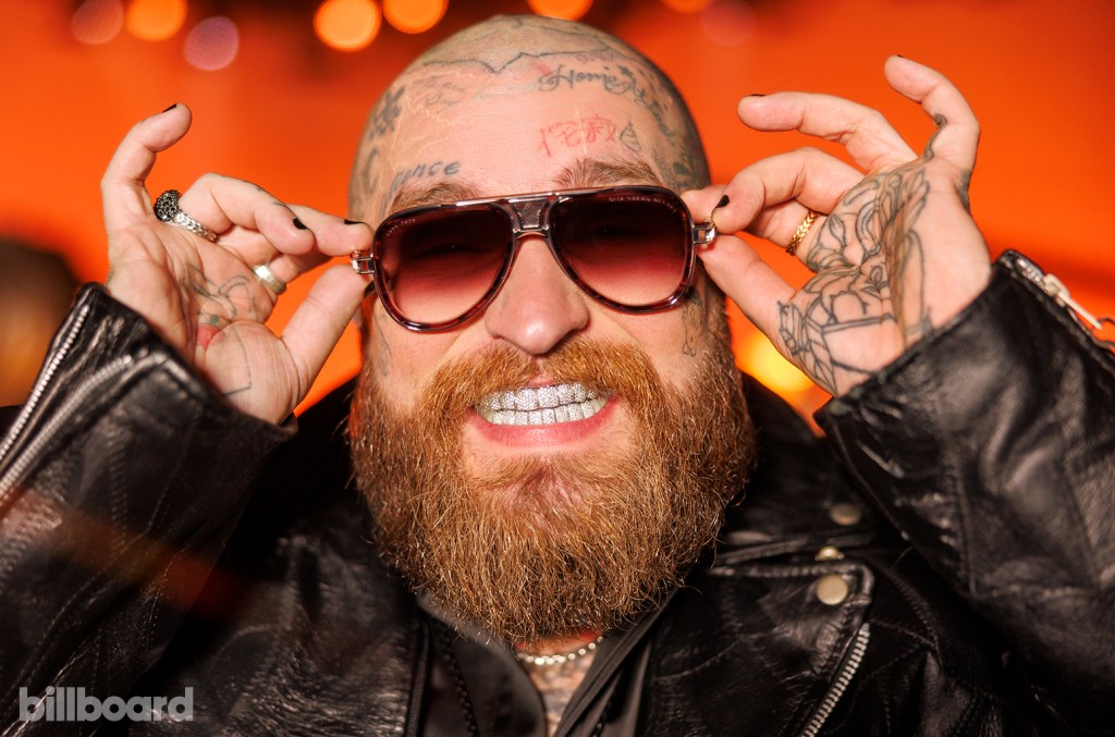 teddy-swims’-‘lose-control’-ties-glass-animals’-‘heat-waves’-for-most-weeks-ever-on-hot 100