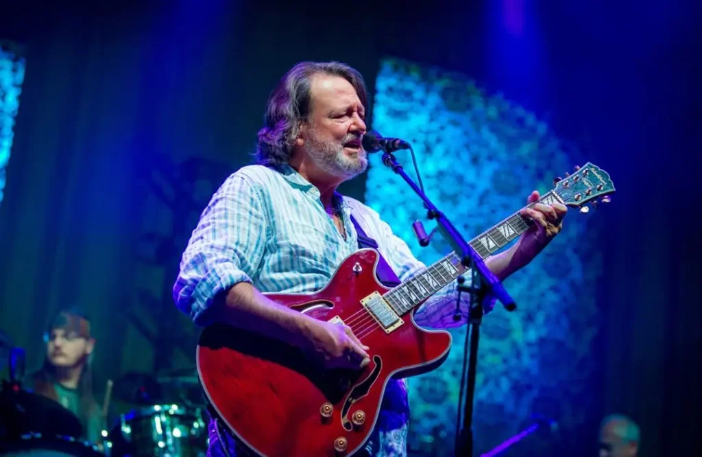 watch:-widespread-panic-bust-out-rarity-“sparks-fly”-for-first-time-since-2003-in-charleston
