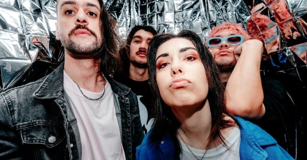 sydney-pop-punkers-head-back-toward-top-of-aria-albums-chart