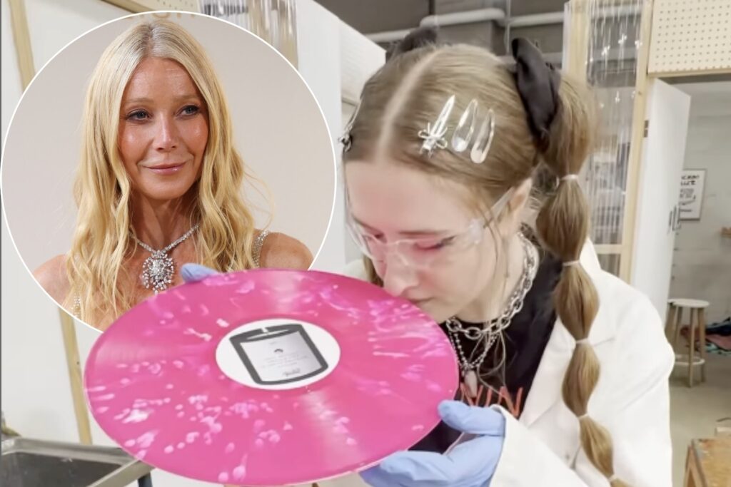 punk-band-releases-vinyl-that-smells-like-famous-actress’-vagina