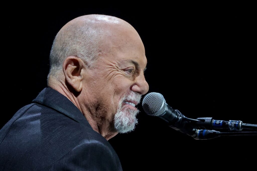 billy-joel-cancels-tour-after-diagnosis-of-rare-brain-disorder