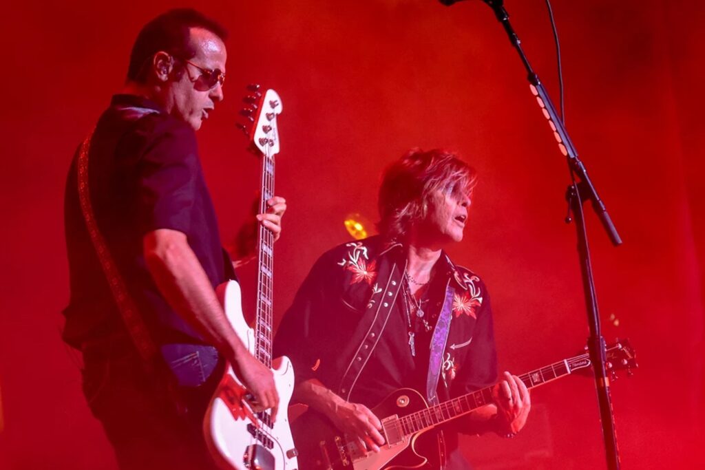 stone-temple-pilots’-dean-and-robert-deleo-have-a-secret-album