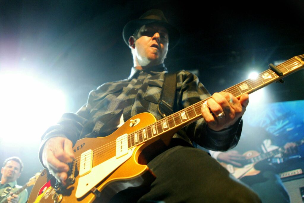 how-social-distortion-inspired-a-punk-rock-explosion