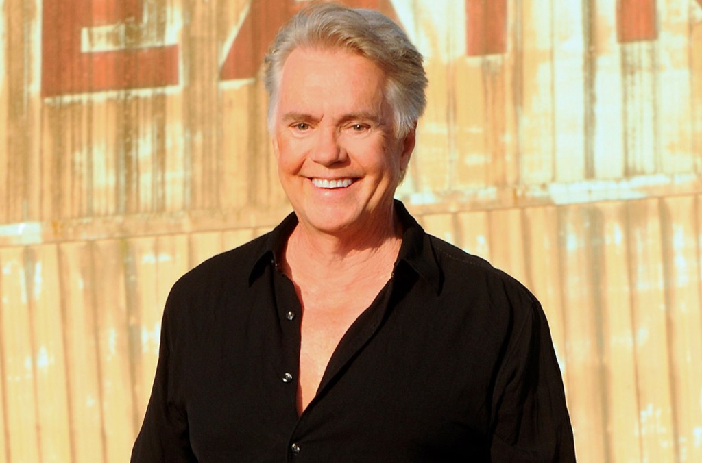 shaun-cassidy-gets-ready-for-the-longest-tour-of-his-45-year-career:-‘i-felt-the-need-to-connect-with people’