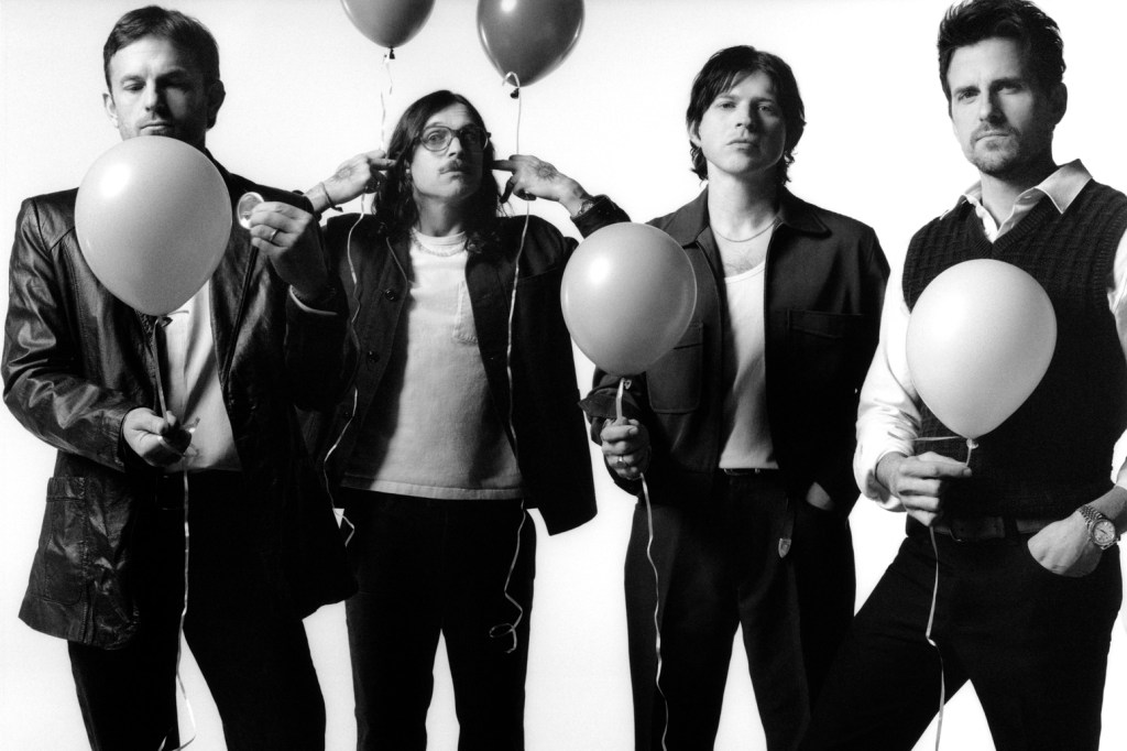 kings-of-leon-cancels-upcoming-uk.-&-european-dates-due-to-caleb-followill’s-‘freak accident’