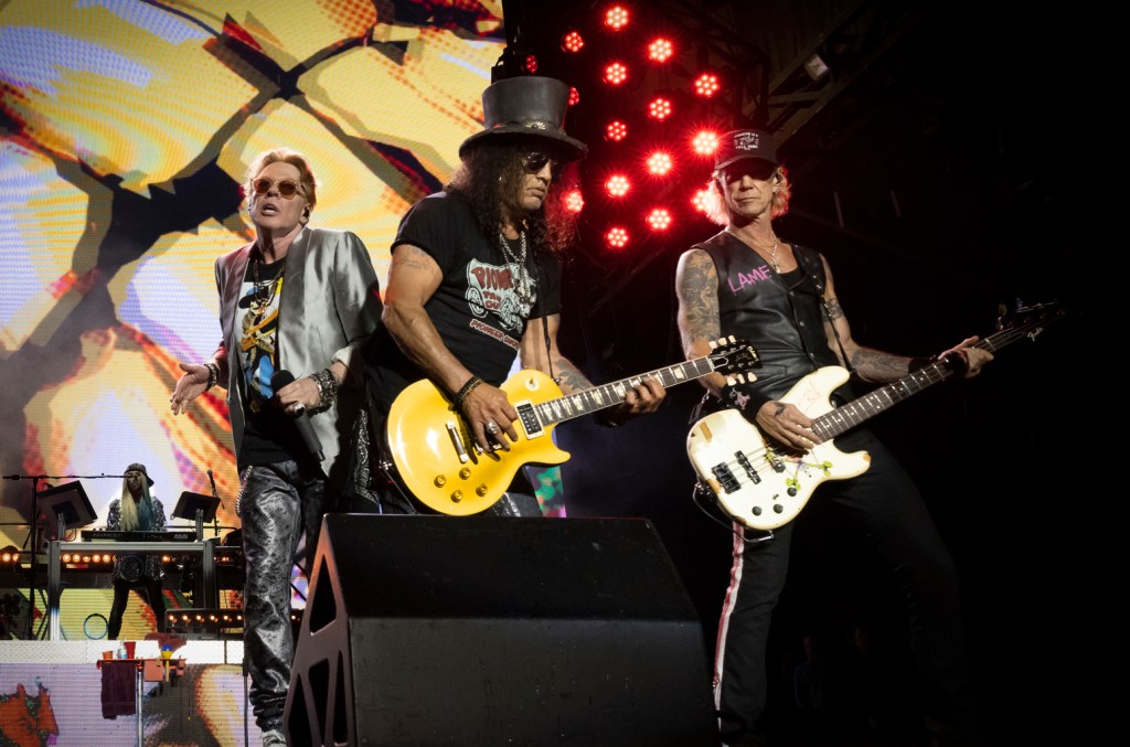 guns-n’-roses-pay-tribute-to-late-new-york-dolls-singer-david-johansen-with-live-debut-of-‘human-being’ cover