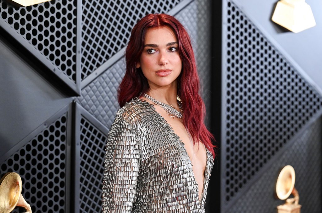 dua-lipa,-massive-attack-&-more-urge-british-government-to-‘end-uk.-complicity’-in gaza