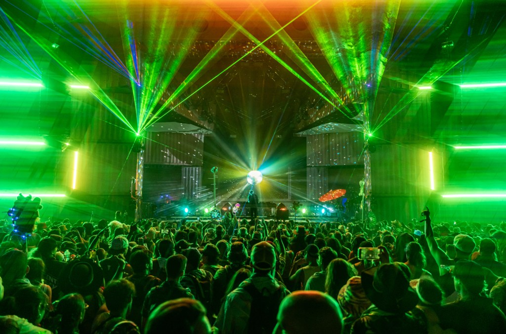 lightning-in-a-bottle-2025-exclusive-photos:-john-summit,-shygirl,-subtronics-& more