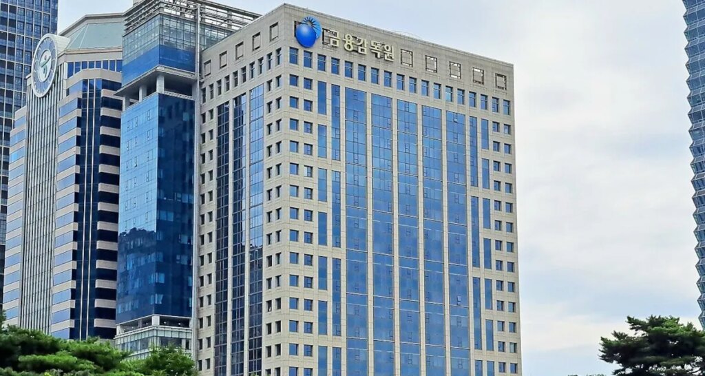 authorities-reportedly-raid-hybe-hq-amid-intensifying-ipo-fraud-and-insider-trading-investigations