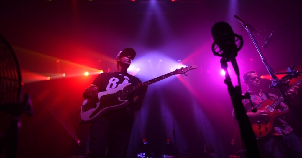 umphrey’s-mcgee-perform-first-show-with-duane-trucks,-bust-out-al-green’s-“take-me-to-the-river”