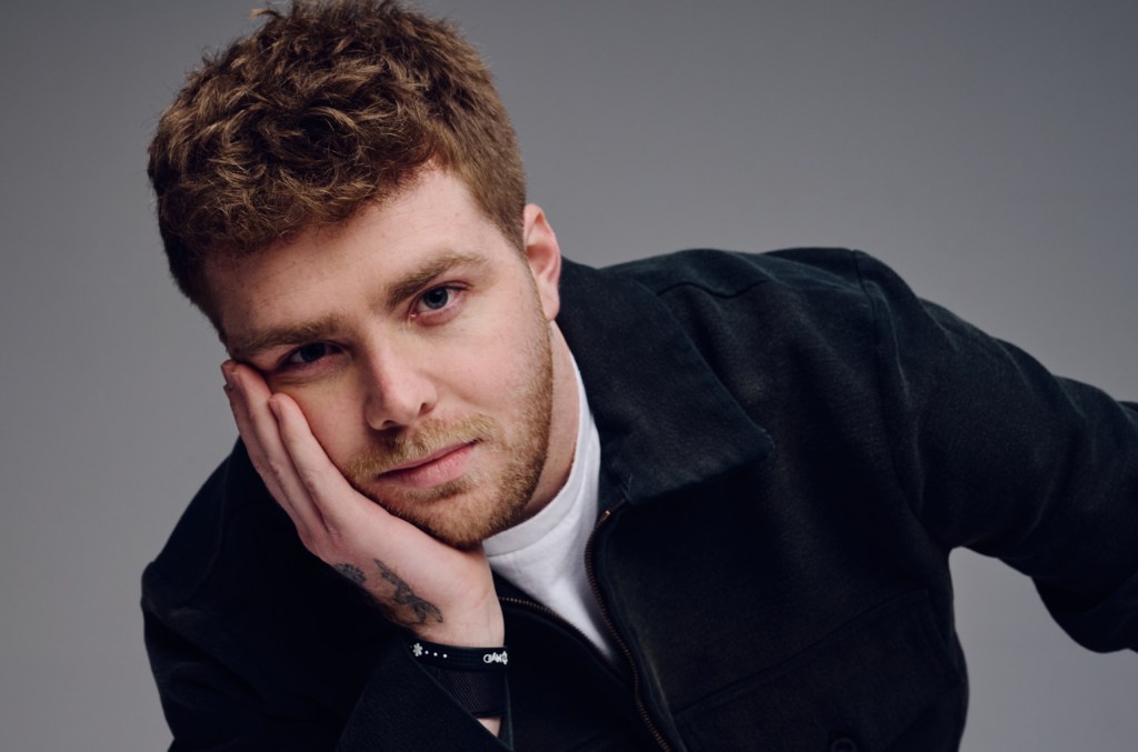 alex-warren-announces-new-album-‘you’ll-be-alright,-kid’:-here’s-when-it arrives