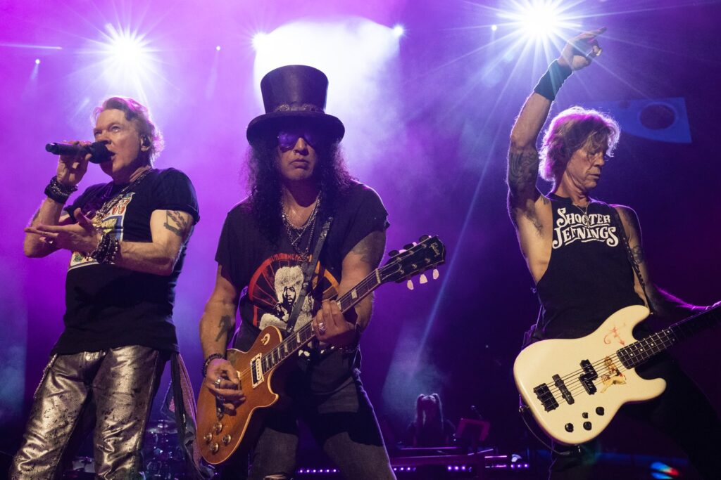 guns-n’-roses-just-did-something-live-for-first-time-in-30+-years