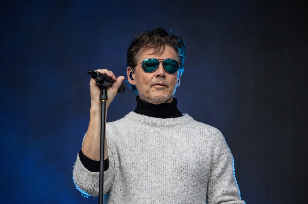 a-ha-frontman-morten-harket-reveals-parkinson’s-diagnosis,-says-he’s-done-‘treating-it-as-a secret’