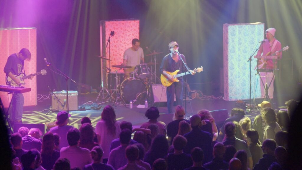 20-years-later,-clap-your-hands-say-yeah-reissues-their-debut-album