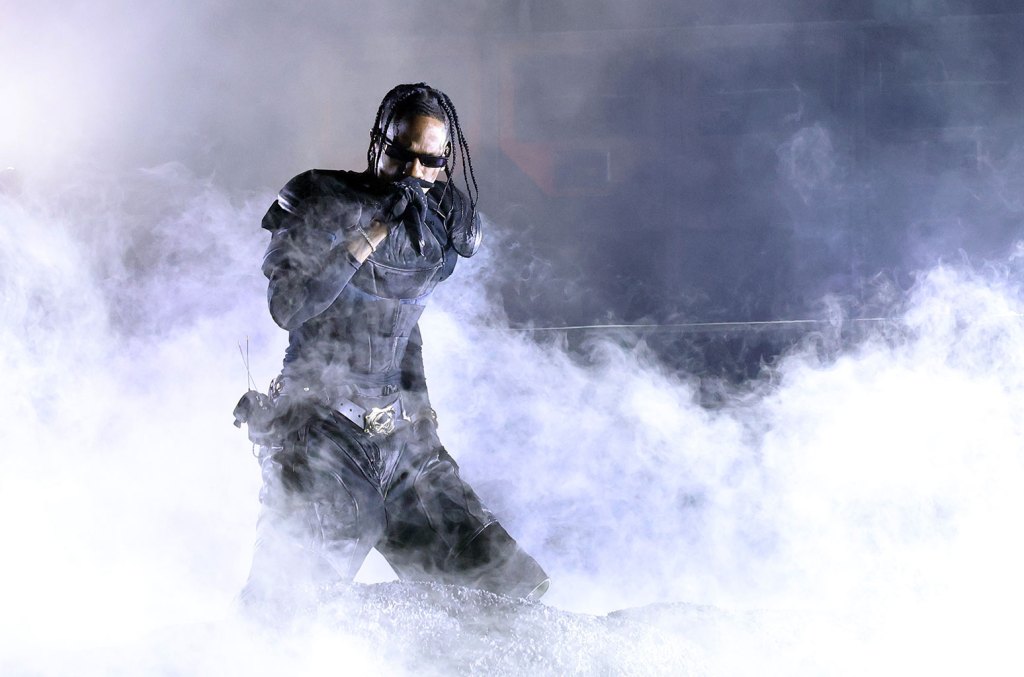 travis-scott’s-first-ever-barcelona-performance-is-now-a-streamable-concert film