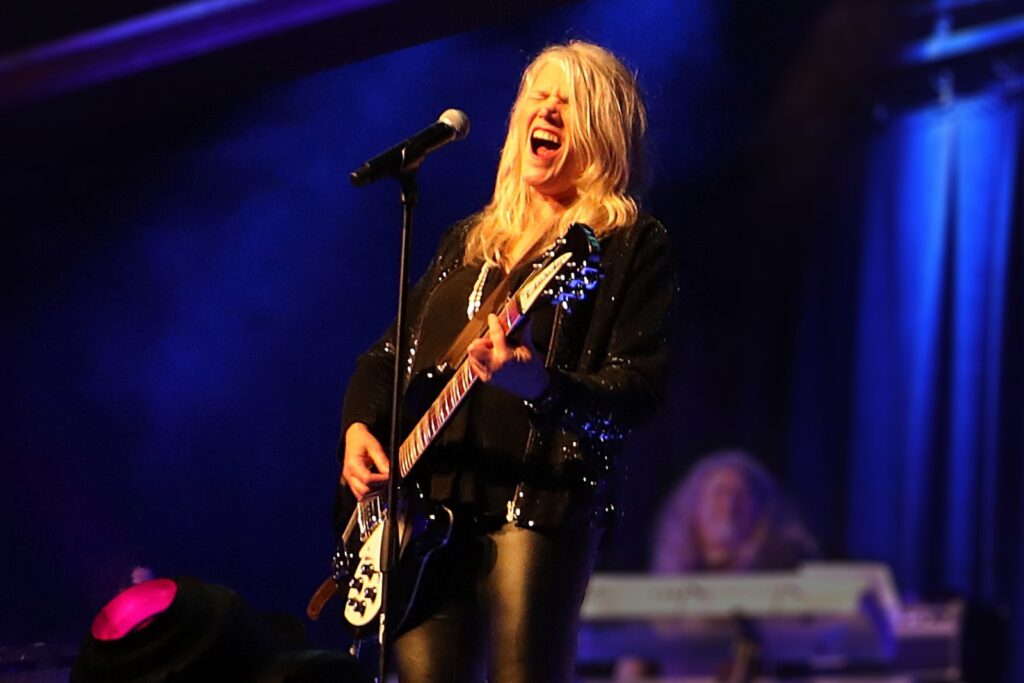 an-interview-with-cathy-richardson-of-jefferson-starship