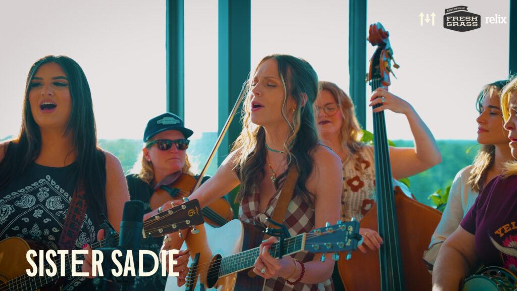 watch:-relix-and-freshgrass-|-bentonville-unveil-behind-the-scenes-sessions-with-sister-sadie,-lost-bayou-ramblers,-willi-carlisle,-la-dona-and-more