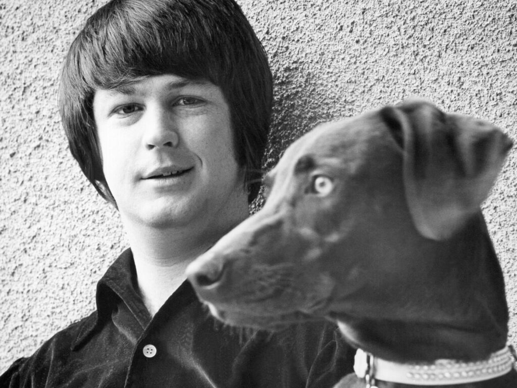 paul-mccartney-and-the-beach-boys-pay-tribute-to-brian-wilson