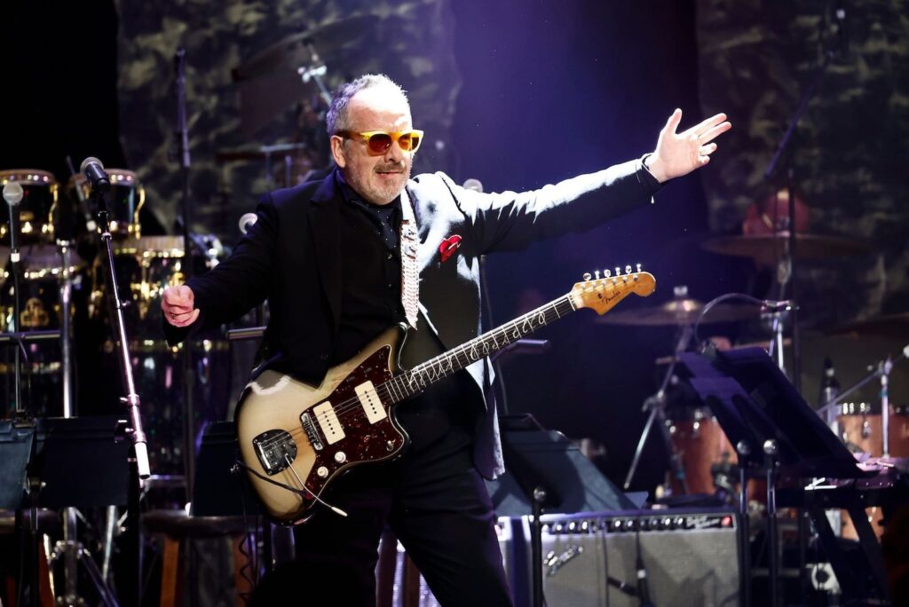 elvis-costello-launches-‘early-songs’-tour:-set-list,-video