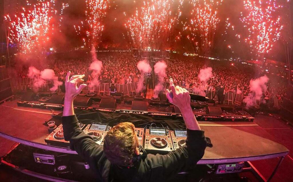 kaskade-announces-five-date-‘undux’-tour
