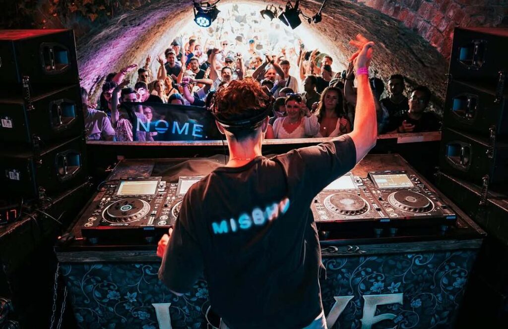 nome.-teases-new-collaboration-with-mike-williams-during-debut-set-at-tomorrowland