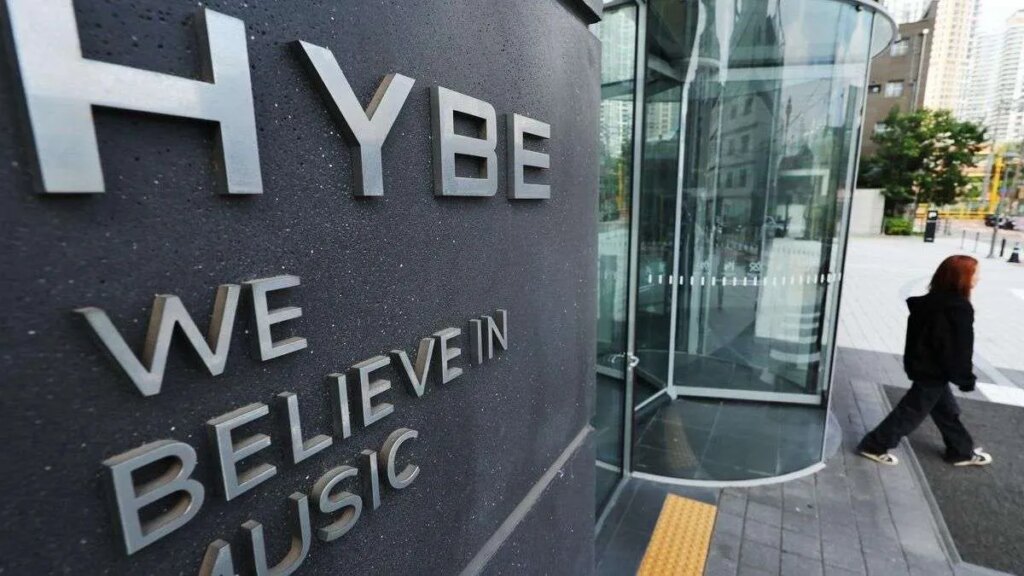when-it-rains,-it-pours:-south-korean-tax-agency-opens-investigation-into-hybe-and-chairman-bang-si-hyuk