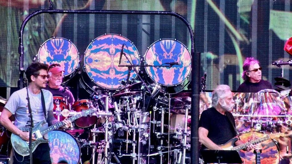 deadheads-are-protesting-high-ticket-prices-&-more-for-dead-&-company-anniversary-shows
