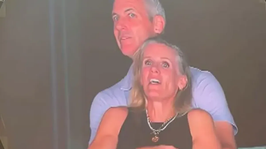 musicians-can’t-resist-having-some-fun-following-the-coldplay-kiss-cam-scandal