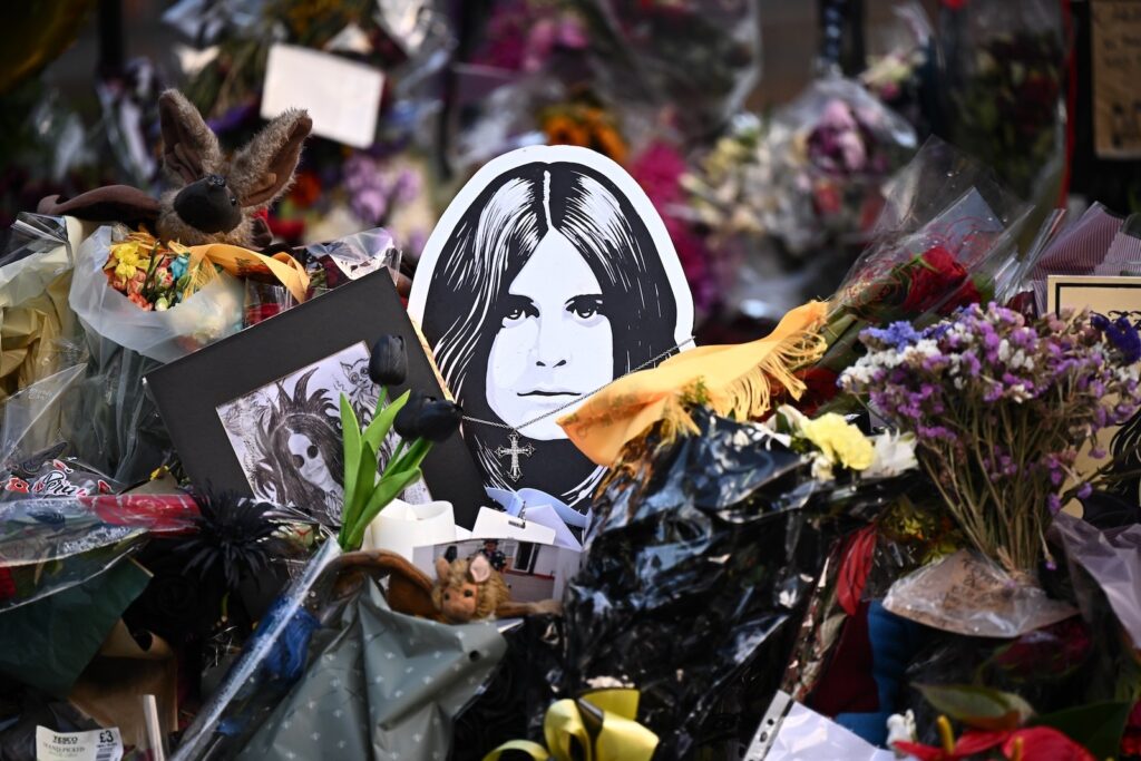 a-look-inside-ozzy-osbourne’s-unforgettable-private-funeral