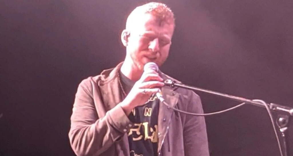jp-saxe-gets-brutally-honest-about-tour-cancellation:-‘being-transparent-in-failure-sometimes-can-be-more-powerful-than-the-facade-of-success’