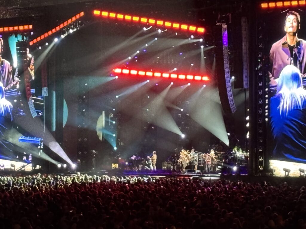 dead-&-company-kick-off-golden-gate-park-run-with-billy-strings,-grahame-lesh-sit-ins