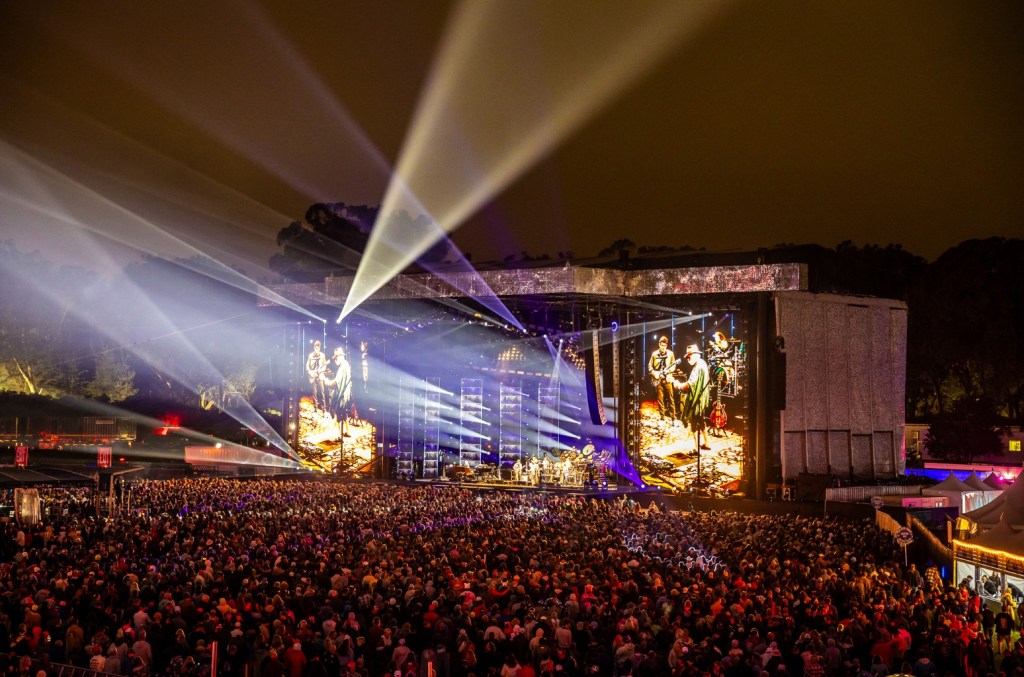 7-best-moments-from-dead-&-company’s-kickoff-celebrating-60-years-of-the-grateful-dead-in sf