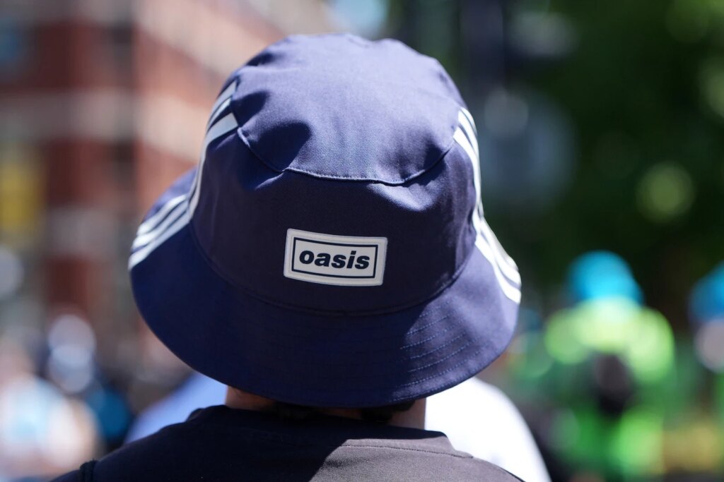oasis-fan-dies-after-apparent-fall-in-wembley-stadium