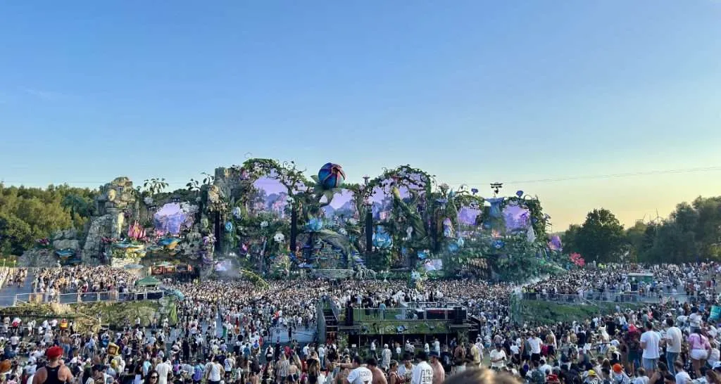 tomorrowland-2025-tiktok-livestreams-attracted-over-74-million-unique-viewers,-platform-says-—-‘the-festival-broke-all-previous-records’