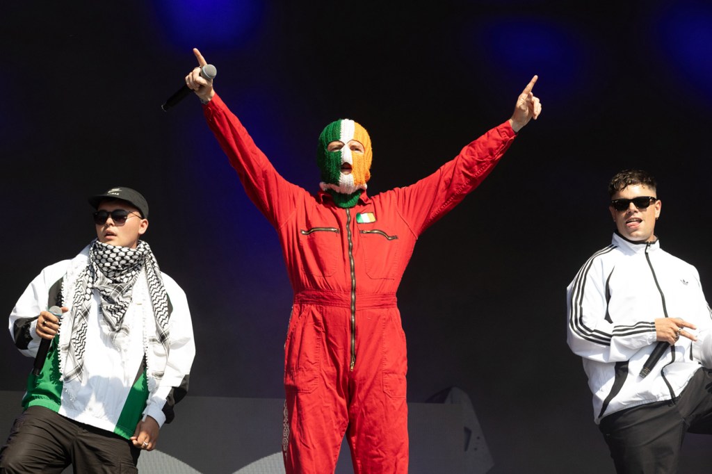 kneecap-blasts-norwegian-government-at-oslo-festival,-accusing-it-of-funding-‘genocide’-against palestinians